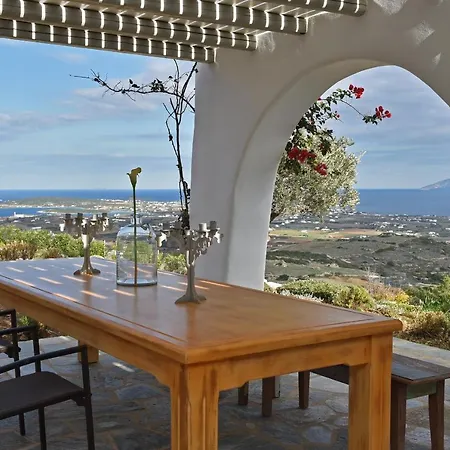 Villa Oliviers Naousa (Paros)